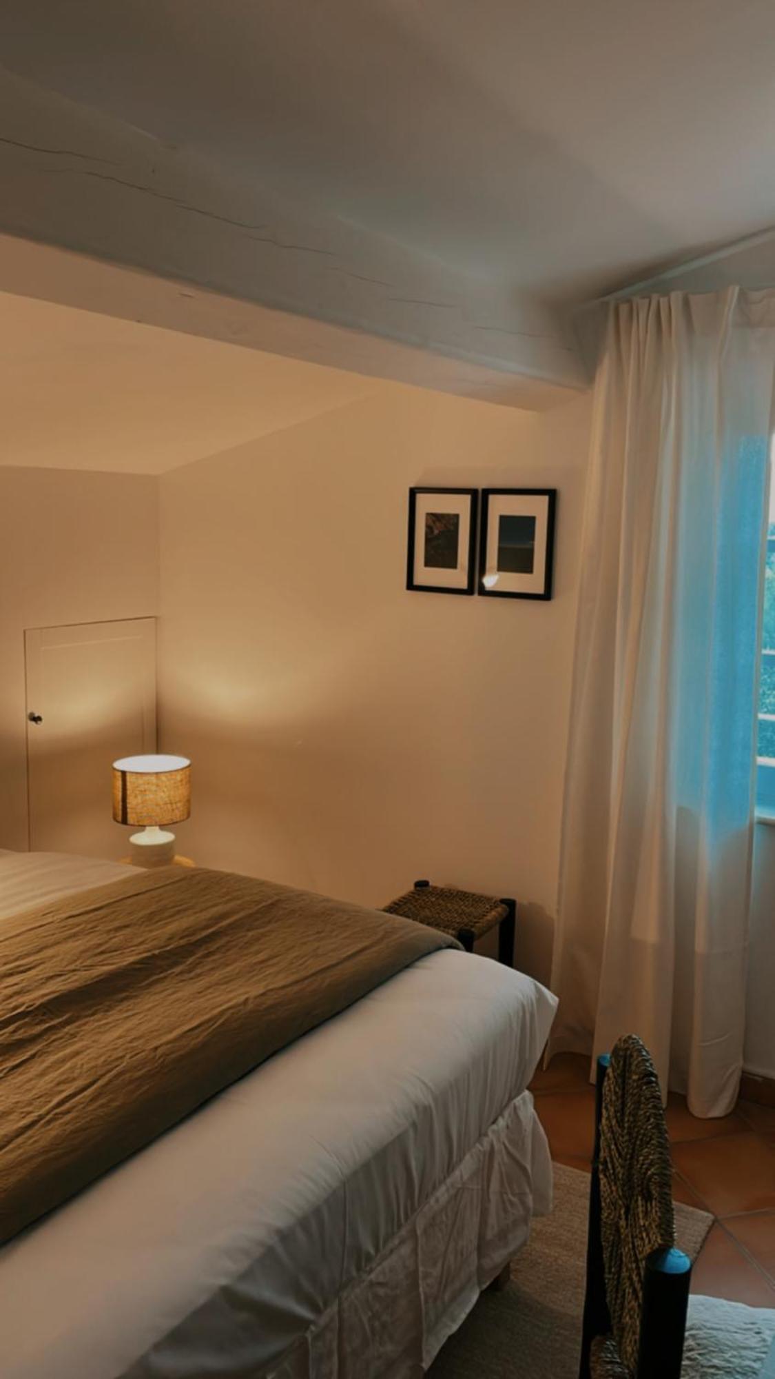 Le Cigalon Bed & Breakfast Le Beausset Room photo