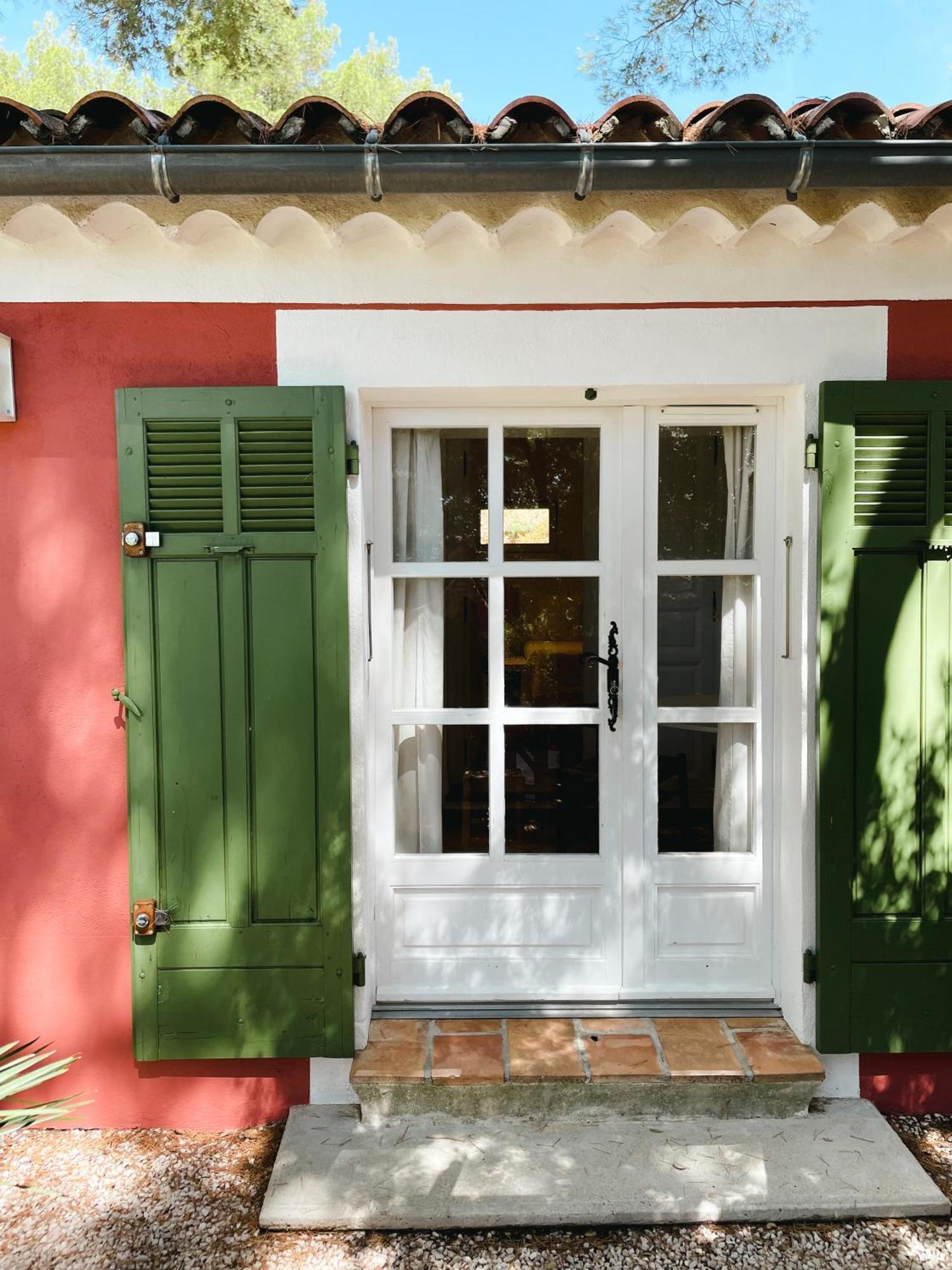 Le Cigalon Bed & Breakfast Le Beausset Exterior photo