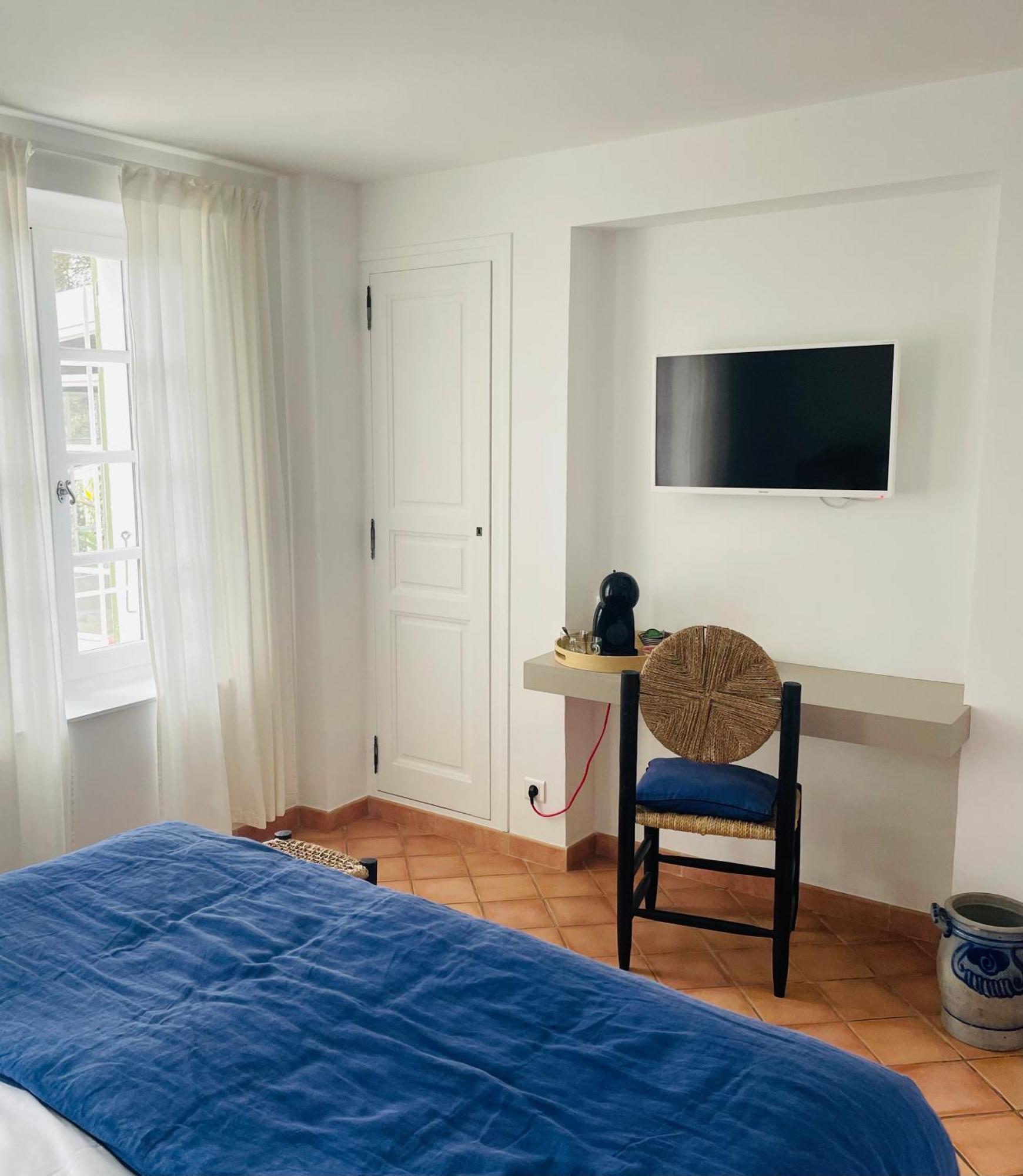 Le Cigalon Bed & Breakfast Le Beausset Room photo